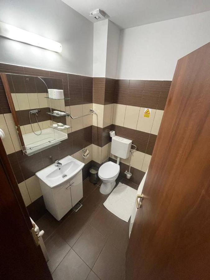 מאמאיה Hotel Promenada מראה חיצוני תמונה