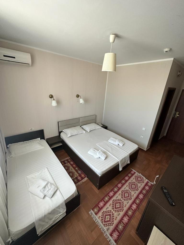 מאמאיה Hotel Promenada מראה חיצוני תמונה