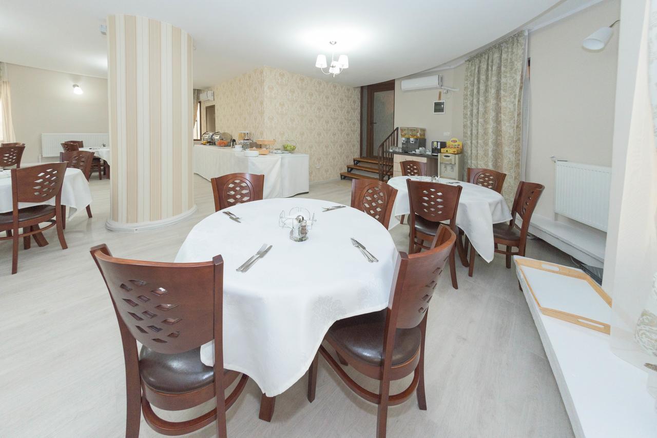 מאמאיה Hotel Promenada מראה חיצוני תמונה